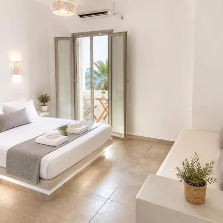 Angel's Paradise Perissa- Adults Only Bed & Breakfast *