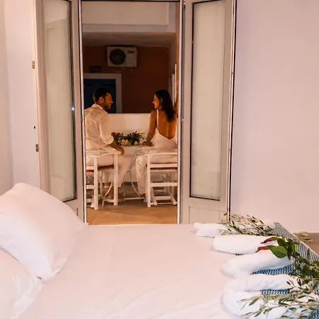 Angel's Paradise Perissa- Adults Only Bed & Breakfast Santorini Island